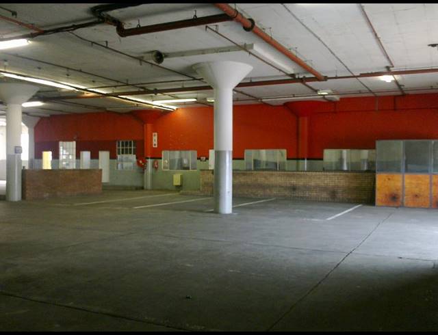 7,677M² WAREHOUSE TO LET IN BLUFF